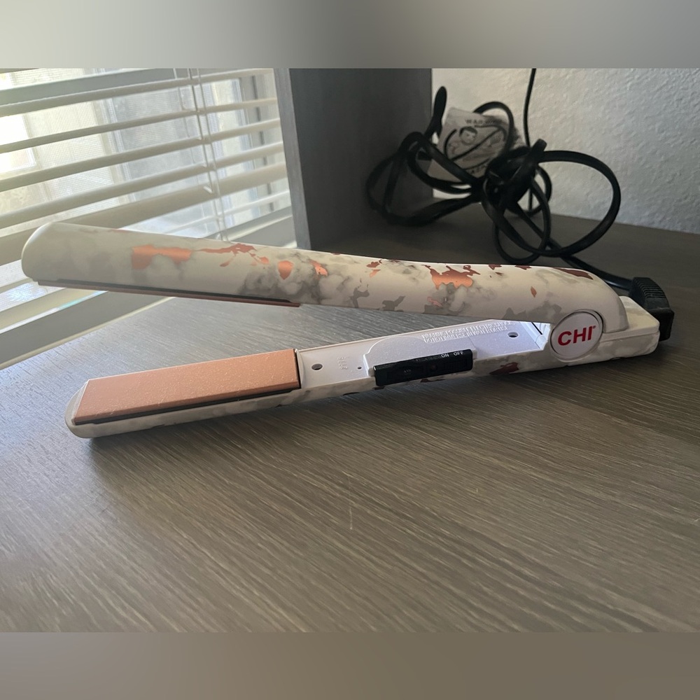 Chi Straightener
